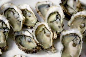 4 Tips for Shucking Oysters