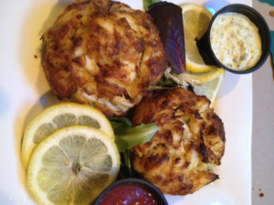 Enhancing the Flavor of Your Crab Cakes with These 6 Sauces