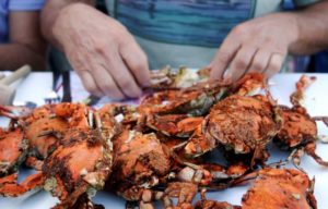 Helpful Tips for Eating Crabs